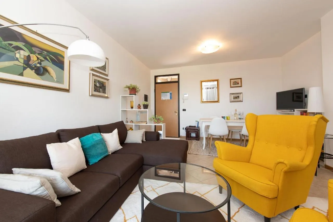 Garda & Golf Apartment Pozzolengo Italy