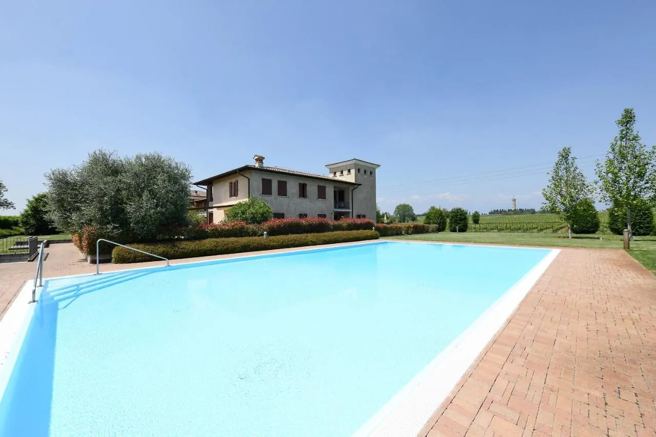 Garda & Golf Apartment Pozzolengo Italy